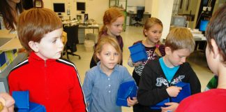 Technik-interessierte Jugend stürmt die Leobener Kunststofftechnik