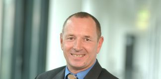 Nie wieder Zettelwirtschaft: Die mobile Stechuhr am Handgelenk