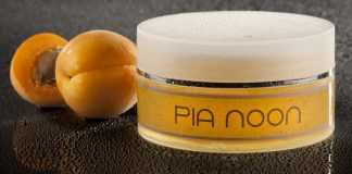 Verwöhnung Deluxe: Pia Noon Bodypeeling mit Anti-Aging-Effekt und exquisiter Aprikosennote
