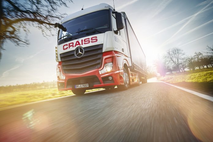 Qlik_Craiss_transportmanagement_megatrailer_front