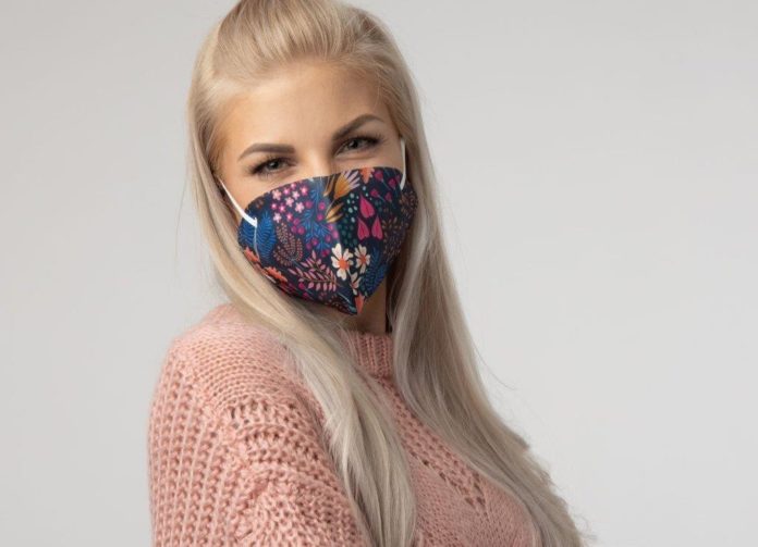 Modisches FFP2-Cover von Albstoffe