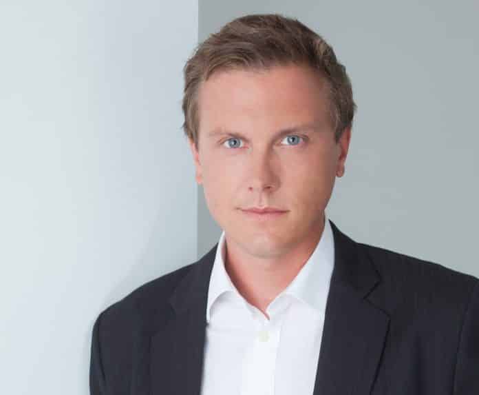 1_MartinPuaschitz_c_Fotostudio_Weinwurm_fuer_Option