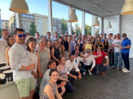 Mitarbeiter der United Benefits Holding beim Sommerfest in Wien