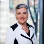 Viele Mitarbeitende flüchten sich wegen schlechtem Arbeitsklima ins Home-Office. Richtiges Leadership der Führungskräfte setzt hier an.