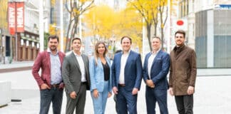 iDWELL Team (vlnr: Michael Haller, Christian Wurm, Anna-Katharina Matzenberger, Alexander Roth, Fritz Stiegler, Daniel Hobmeier)